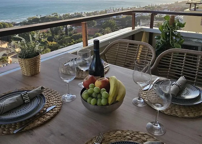 Del Mar Marbella, Luxury Apartamento *