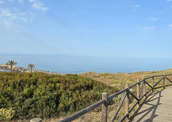 Del Mar Marbella, Luxury Apartamento *